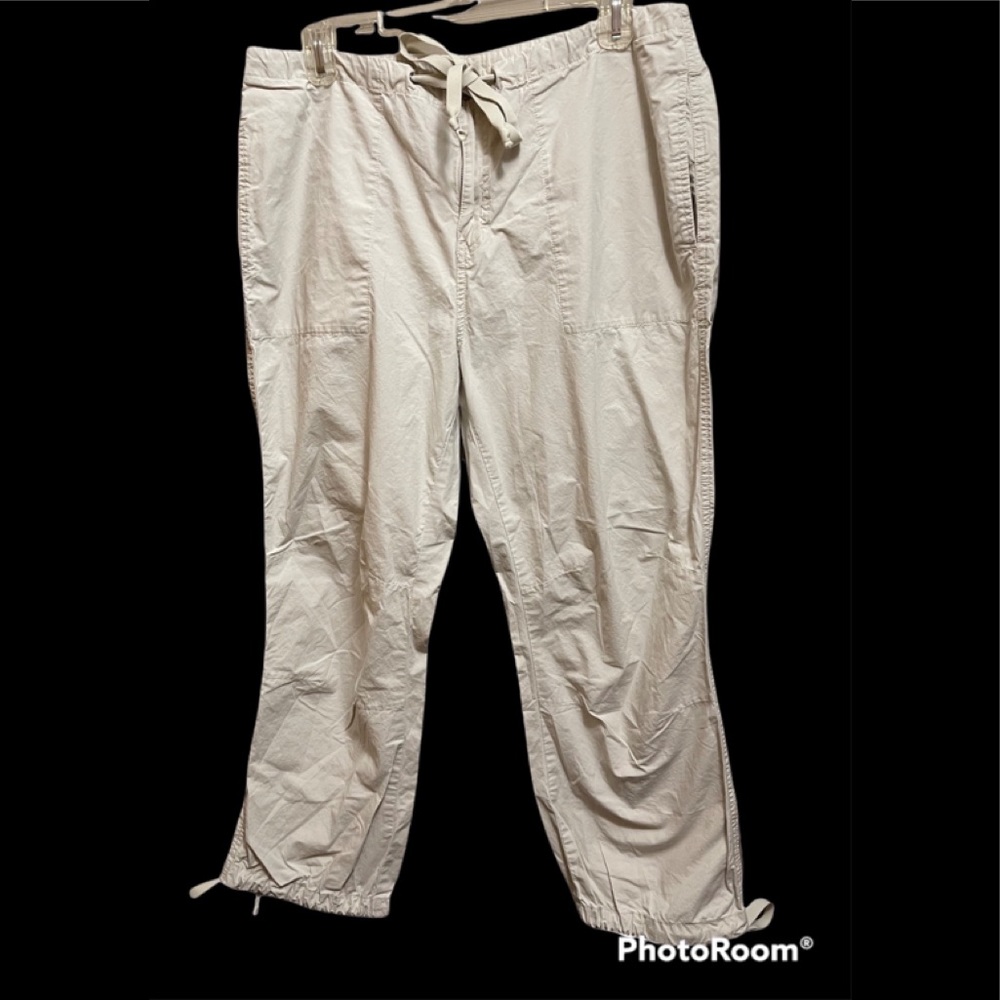 Calvin Klein Jeans Performance Khaki  Pants EUC